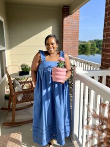 UNCROPPED - Nicole Brown on patio