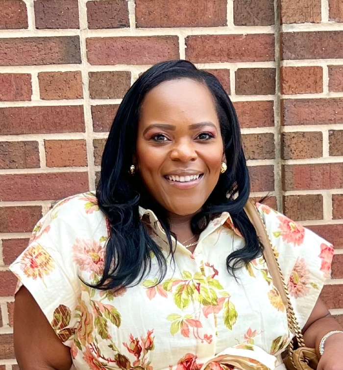 Nicole Brown headshot